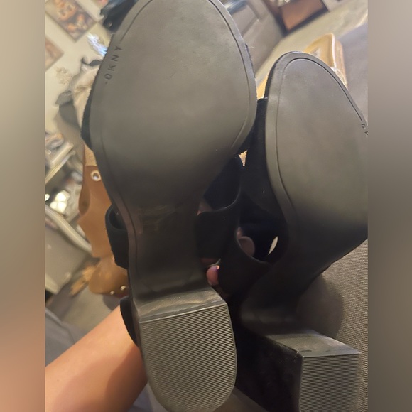 3 pairs of beautiful pre love shoes, 1 DKNY 1 Steve Madden, and 1 soda  - Picture 13 of 13